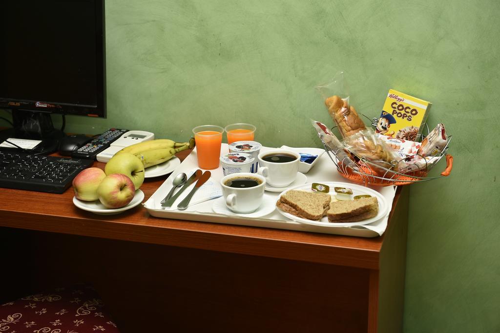 Al Centro Storico Di Roma Bed & Breakfast Exterior photo
