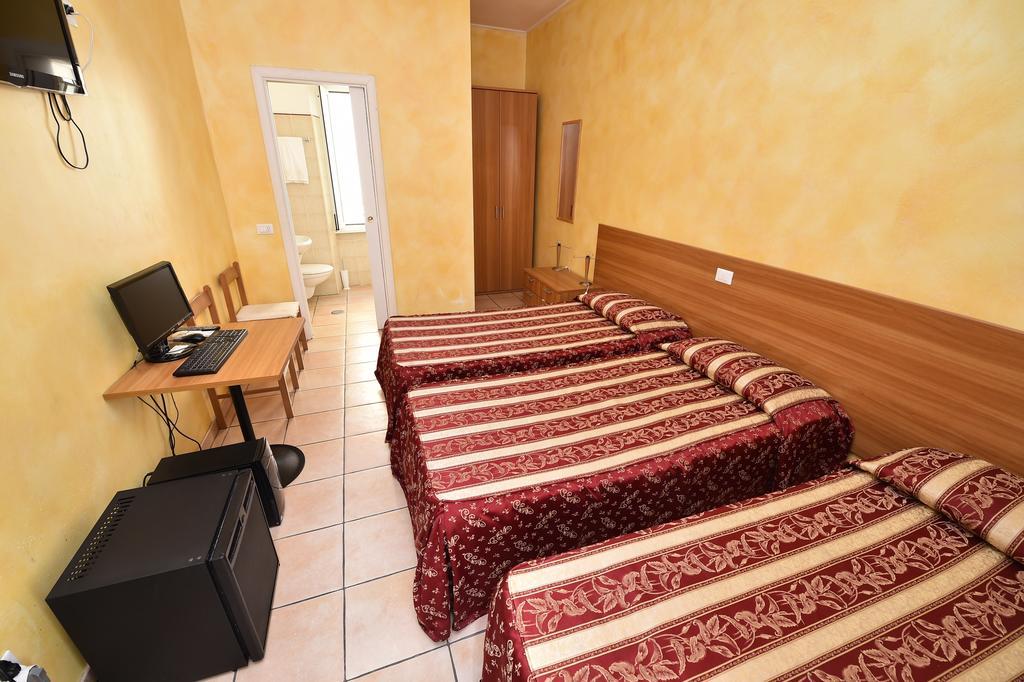 Al Centro Storico Di Roma Bed & Breakfast Exterior photo
